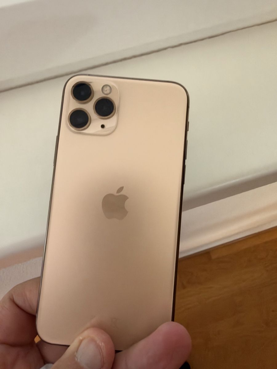 Apple Portables: IPhone 11 Pro 256 GB – D'occasion à Zürich par Comtrade 1