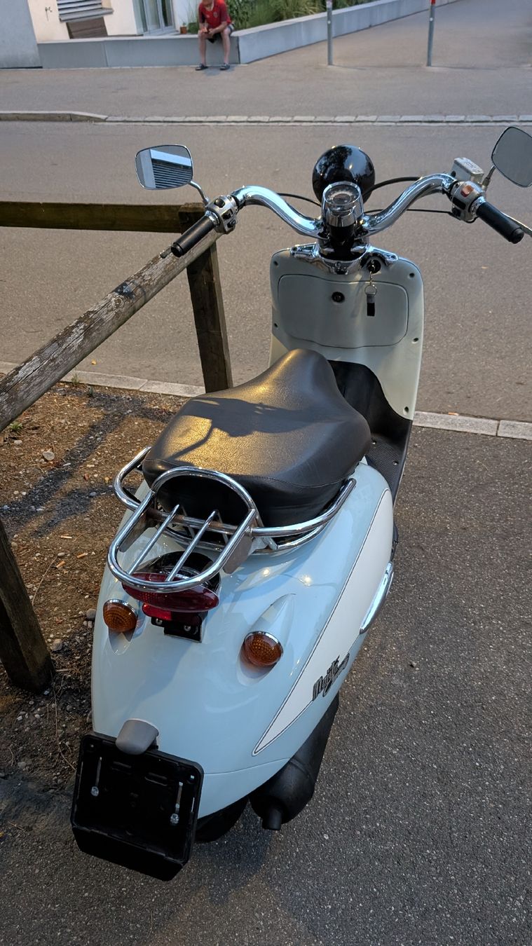 Aprilia Sonstige: Aprilia Mojito 125 – Defekt aus Pfäffikon ZH von okidokii 2