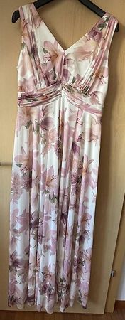 Robe cocktail maxi en rose fleurie taille 42