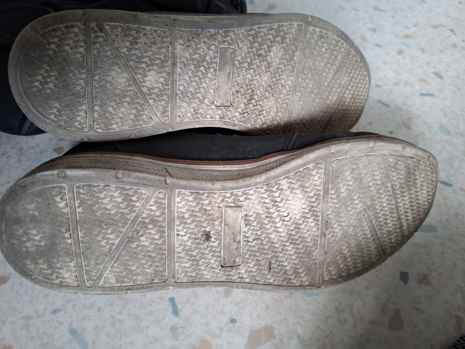 Herrenschuhe: Kleiderpaket Schuhe Herren Gr. 45 – Gebraucht aus Schaffhausen von DPJ88 8