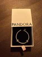 Pandora Armband mit zwei wunderschönen Stopper