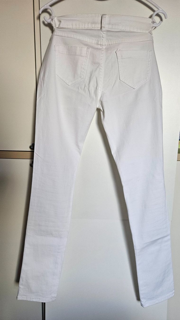 Pantaloni: Hose weiss – Nuovo (secondo la descrizione) da Münchenbuchsee venduto da Yothu 1