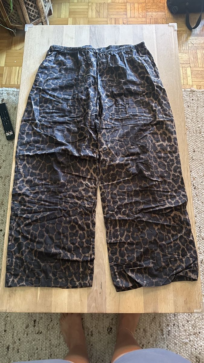 H&M Pantalons: Damen Leo Freizeithose Gr. L 100% Baumwolle – D'occasion à Winterthur par whatdreamz