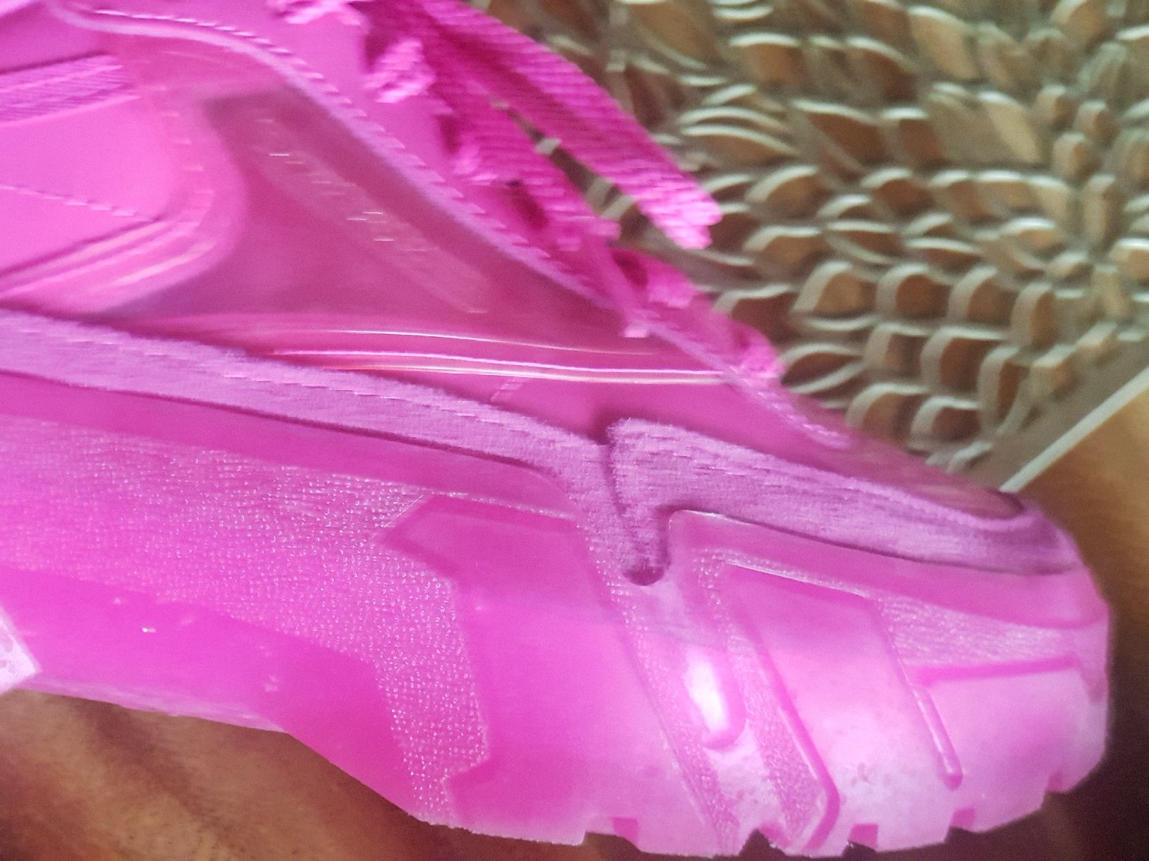 Scarpe da donna: Reebok Cardi B Pink Sneakers – Nuovo (secondo la descrizione) da Opfikon venduto da Annanet 2
