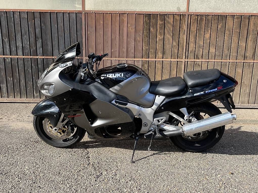 Suzuki Strada: Suzuki Hayabusa sans moteur – Usato da Tavannes venduto da gazgaz07