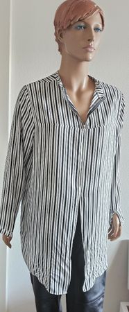 Schicke Bluse mit Streifenmuster, Gr. 46 Primark