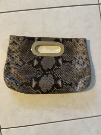 Elegante Clutch von Michael Kors