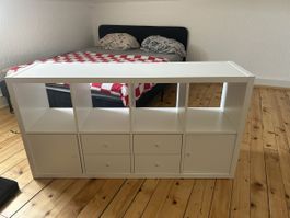 Regal weiss 8 Fächer mit 4 Tueren und Schubladen