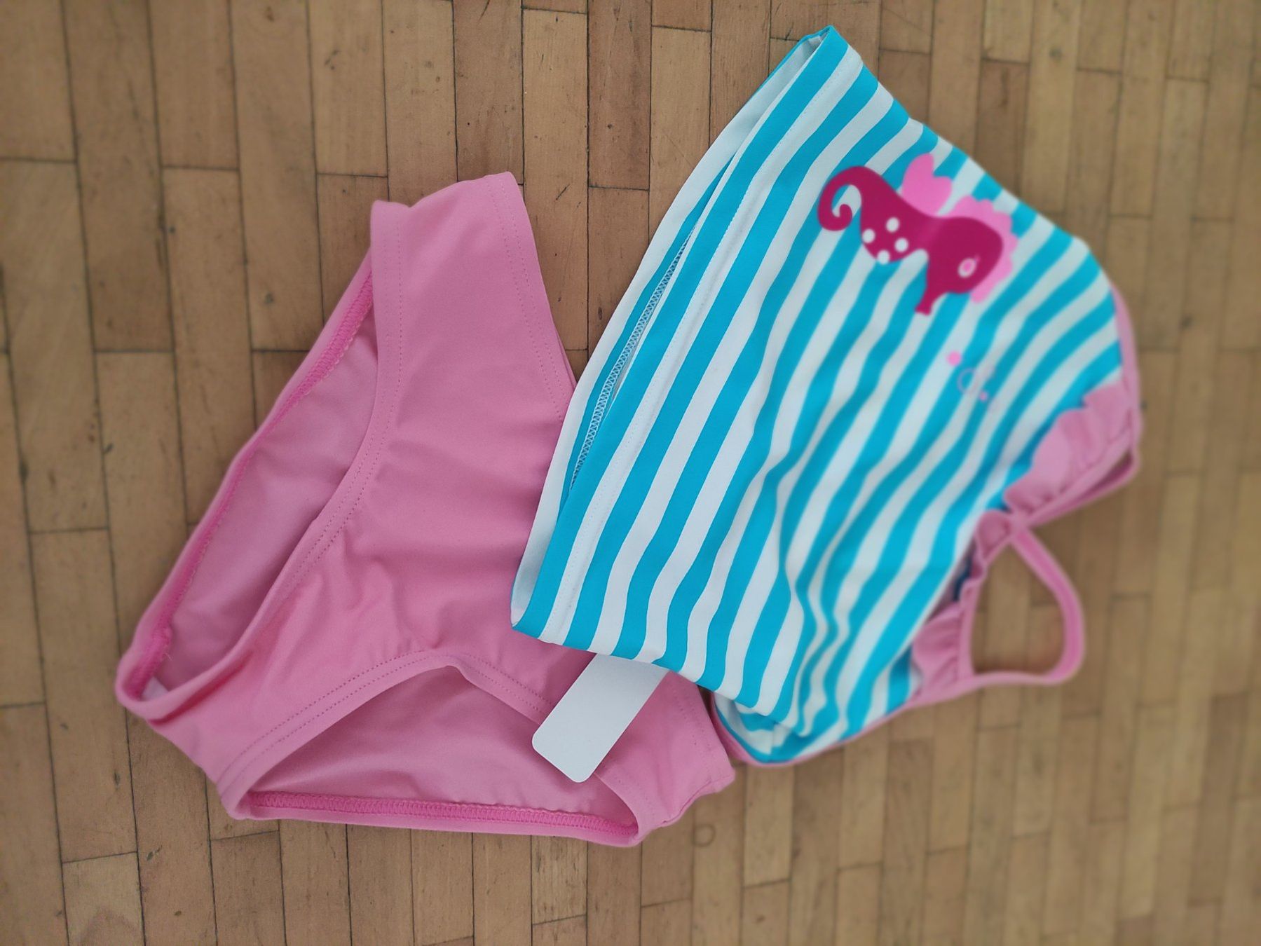 Costumi da bagno: Neu süßes Bikini gr 128 – Nuovo e nell'imballaggio originale da Dagmersellen venduto da L.Ga. 1