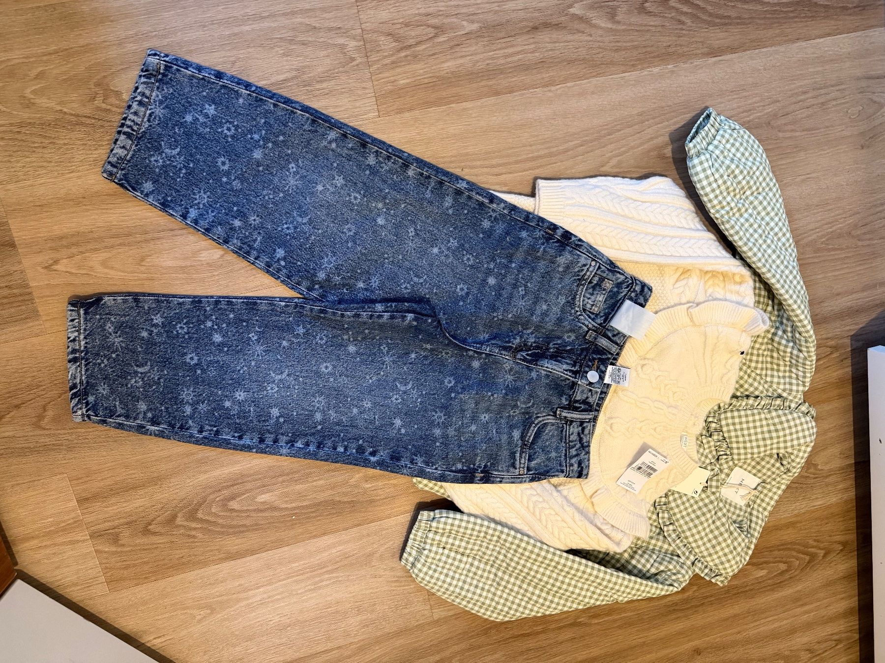 Next Lotti & Set di vestiti: Mädchen neu Kleidung set – Nuovo e nell'imballaggio originale da Adliswil venduto da Sale12