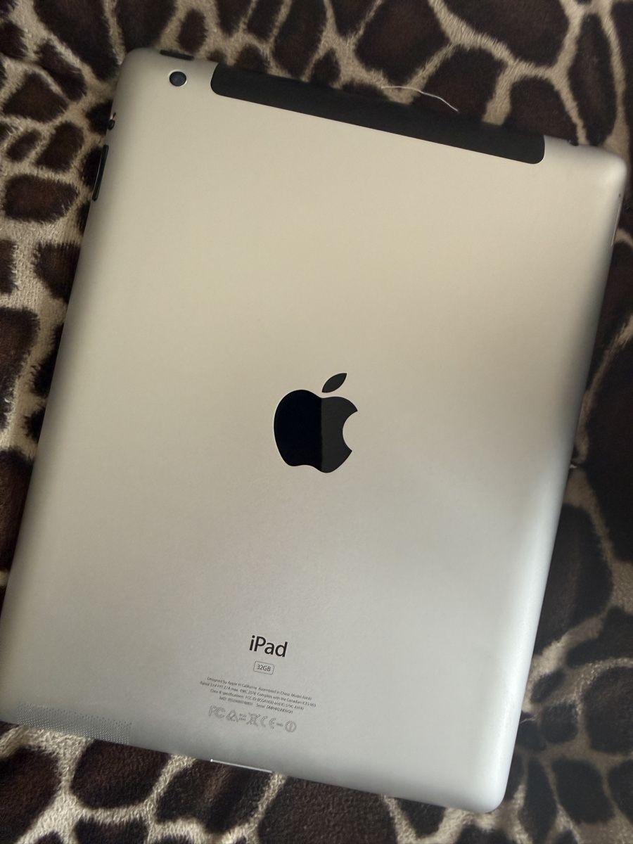 Apple Tablet PC: Ipad 2 32gb – Gebraucht aus Crissier von Body-Jonat