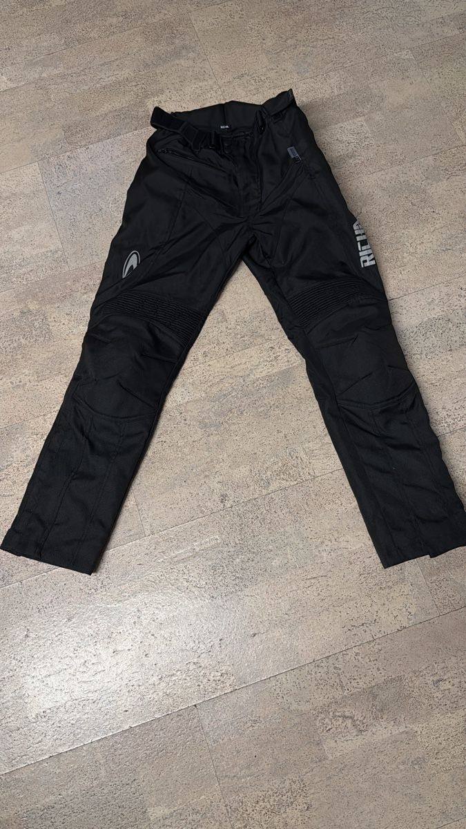 Pantaloni: Richa Motorradhose Grösse 164 – Usato da Steffisburg venduto da Rovaniemi77