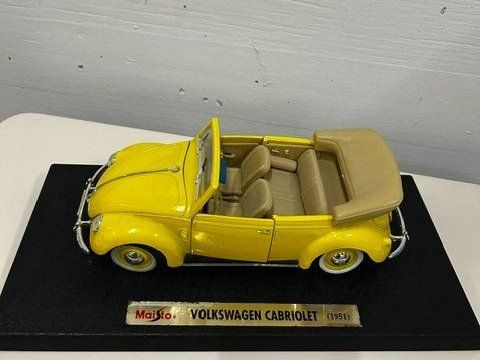 Volkswagen Voitures modèles: Modellauto VW Käfer Cabrio (1951) – Neuf (Voir description) à Luzern par sch_nqz7 1