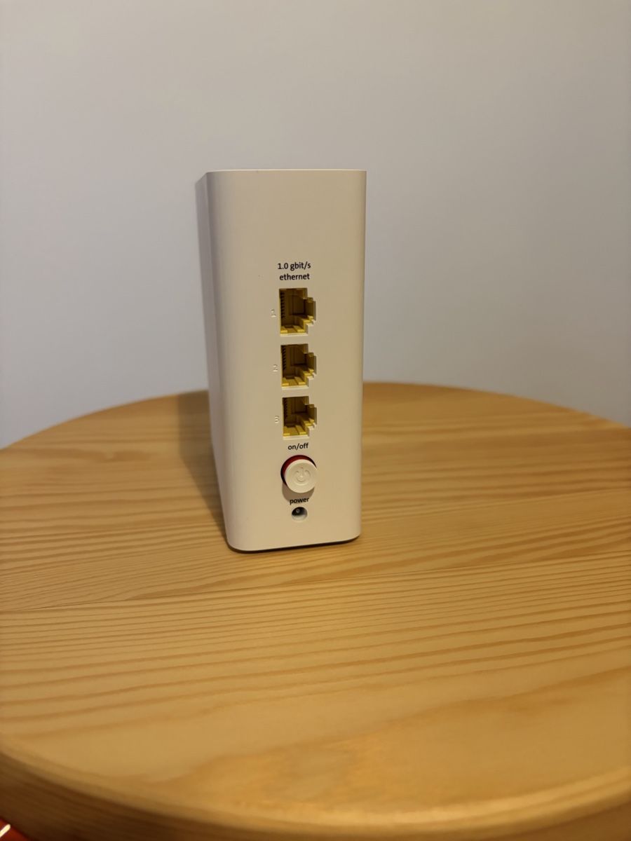 Swisscom WiFi: Swisscom WLAN-Box 2, weiss, mit Kabel – Usato da Bern venduto da lucbec 3