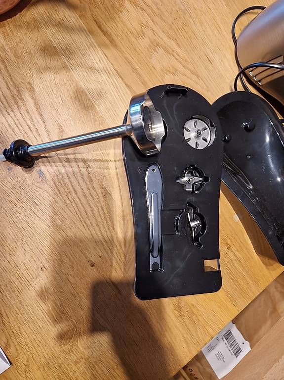 Elettrodomestici da cucina: Multifunktions-Handmixer & Stabmixer mit Digital-Display  – Usato da Luzern venduto da songokutf