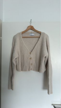 Bershka Damen Strickjacke beige Grösse M guter Zustand