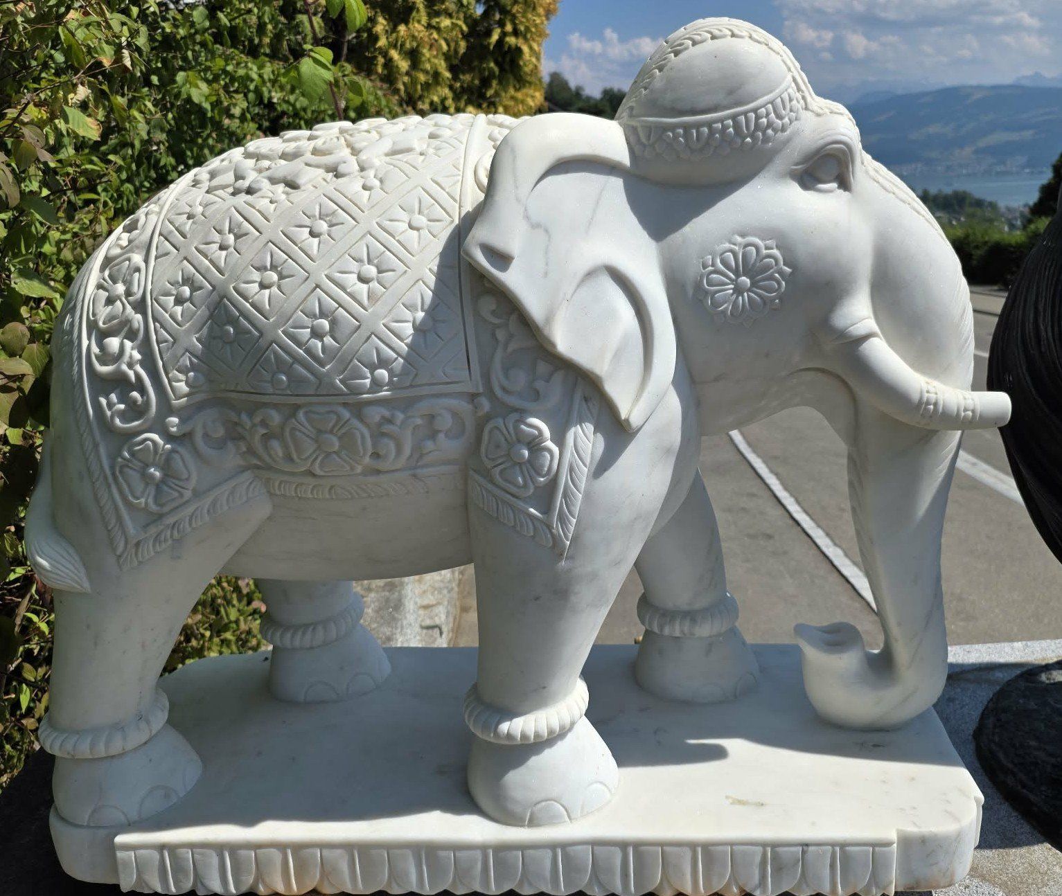 Sculptures & Statues: Marmor-Elephant – Neuf (Voir description) à Stäfa par Satinoir 1