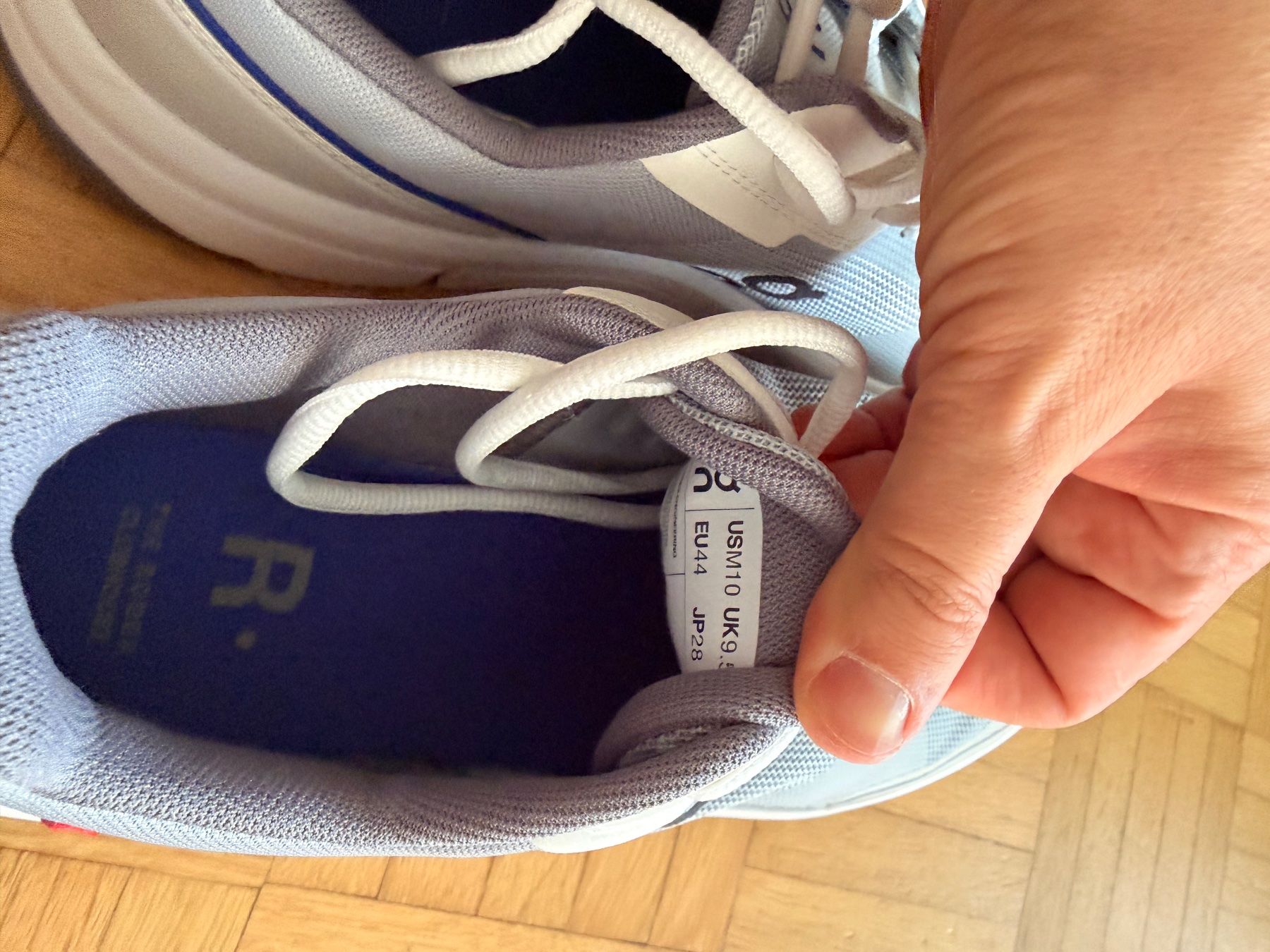 On Scarpe da uomo: On Roger M44 – Usato da Zürich venduto da vh.8038 2