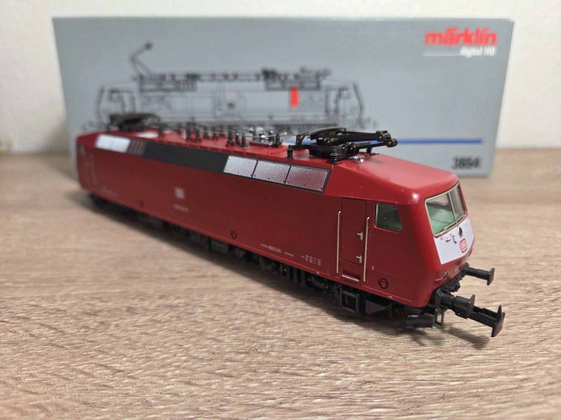 Märklin Modellini di ferrovie: Märklin 3654 E-Lok BR 120 DB Digital H0 – Usato da St-Aubin-Sauges venduto da Lo_Go 3