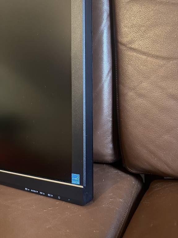 Monitor: 32" Monitor von Philips  – Usato da Eschenbach SG venduto da emgerold 3