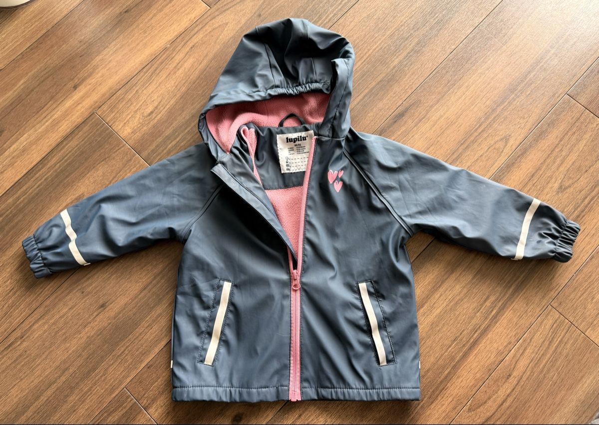Lupilu Giacche & Cappotti: Lupilu Regenjacke Gr. 86/92 – Usato da Gisikon venduto da lila.libelle