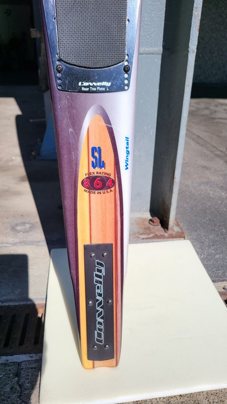 Skis: Conelly Revolution Wasserski, SL, Wingtail – Gebraucht aus Hallwil von Dracco 1