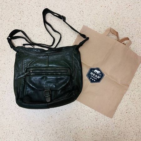Bear Design Anna CL32612 Leder-Schultertasche Olivgrün