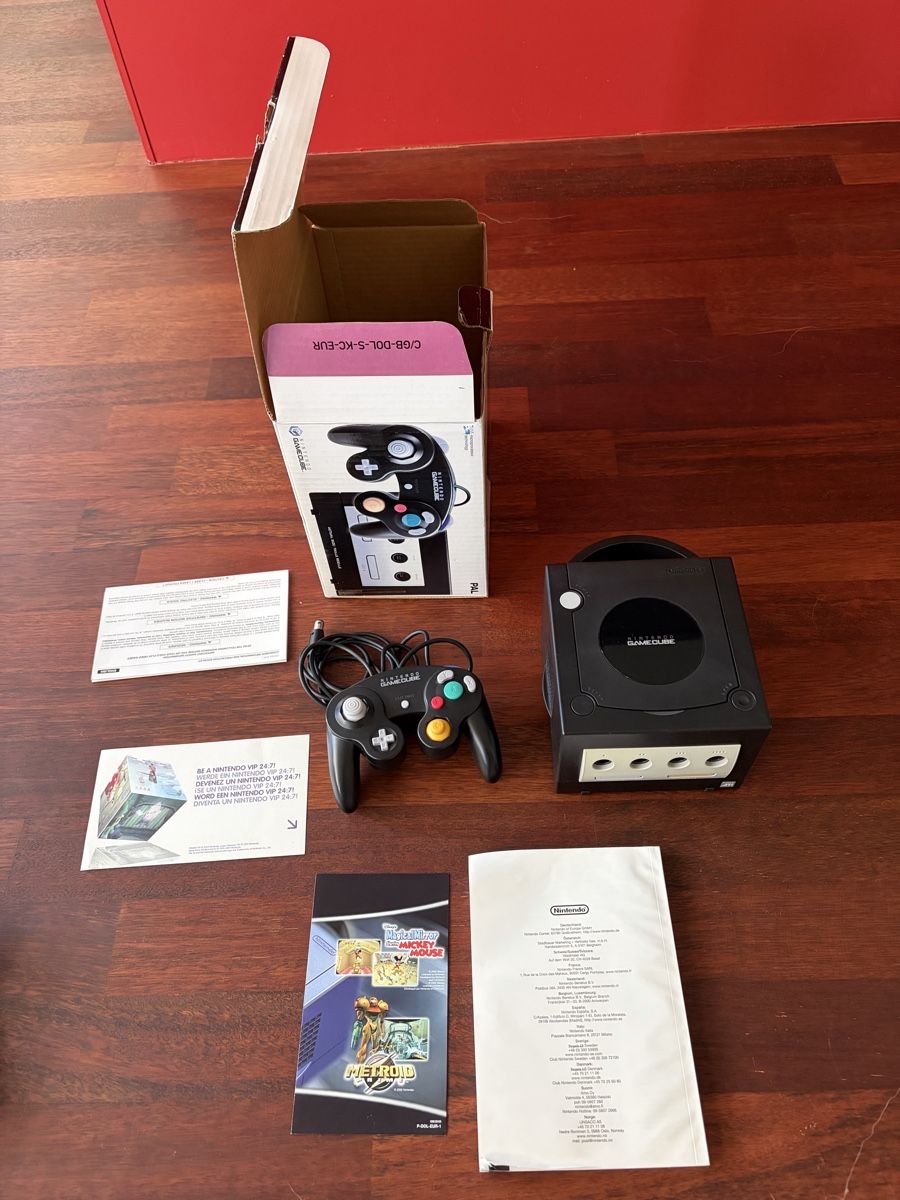 Nintendo Consoles: Gamecube Jet Black - OVP - Top Zustand – D'occasion à Baden par tob_t8gw 2