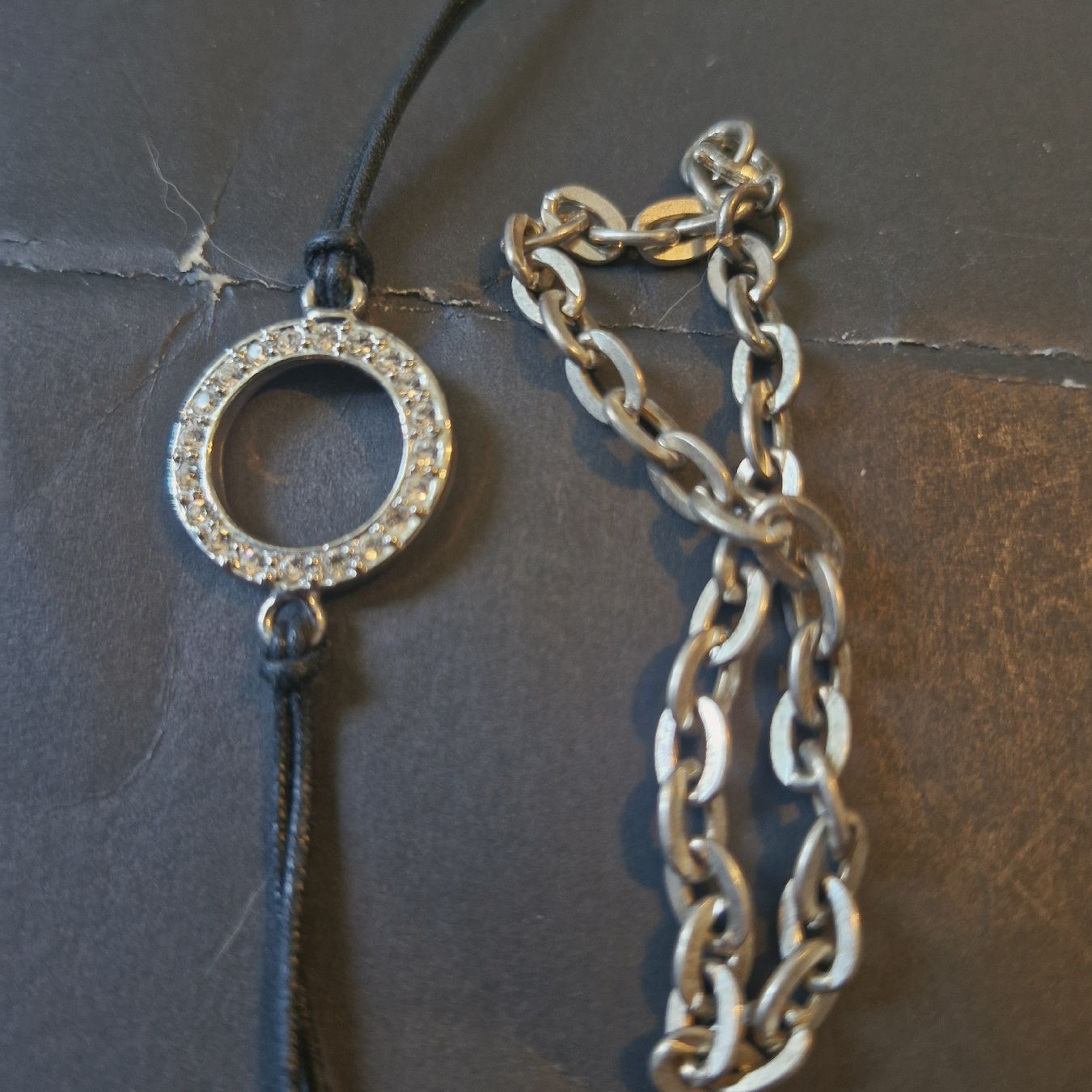 Bracciali & Braccialetti: deux bracelets argentés  – Usato da Neuchâtel venduto da yas_zdb7