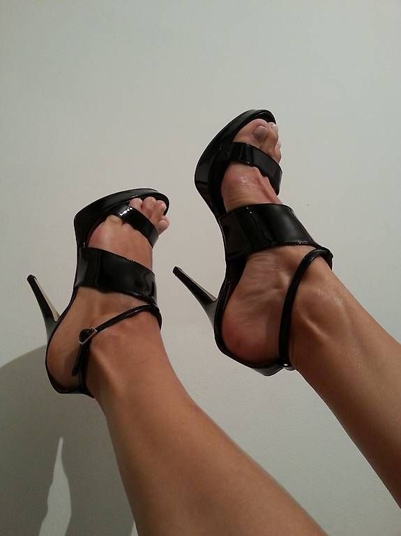 Scarpe da donna: Scarpa Pinko n.39 – Usato da Lugano venduto da art_5nwk 2