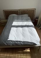 Ikea Bett 140 x 200 Vevelstad mit Rattan-Kopfteil VB
