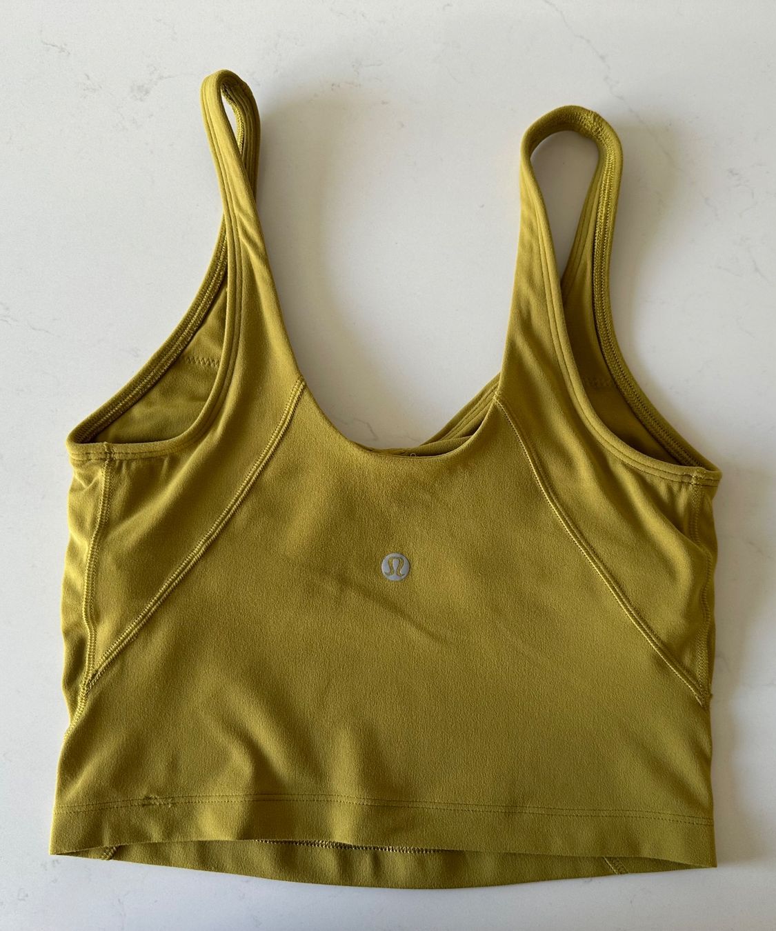 Lululemon Top: Lululemon Align Tank US2/XS Olive – Nuovo (secondo la descrizione) da Basel venduto da petunia08 1