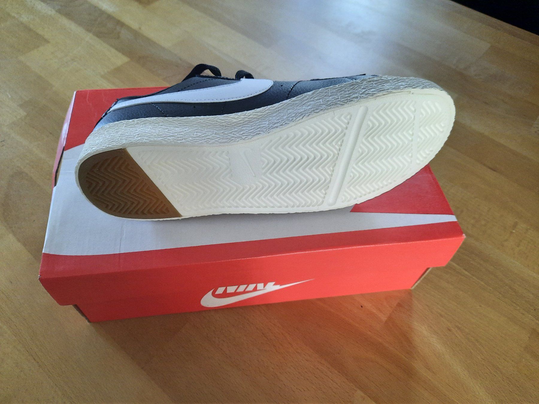 Nike Scarpe per ragazzi: Nike Blazer Low  Freizeitschuh in Gr 37.5 neu – Nuovo e nell'imballaggio originale da Jonschwil venduto da sonja8472 2