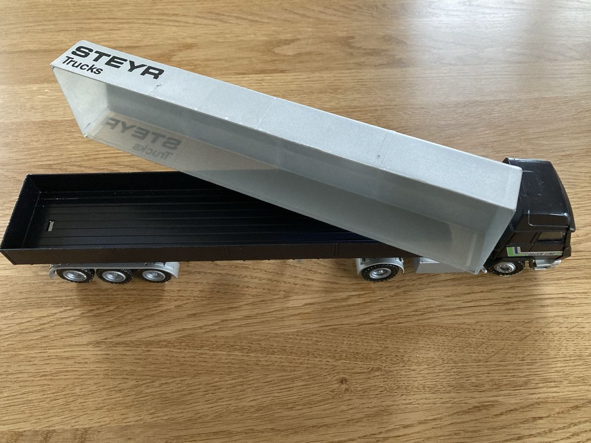 Modellbausätze & Standmodelle: Steyr Trucks Modell – Neu und originalverpackt aus Solothurn von ehe_8spw 4