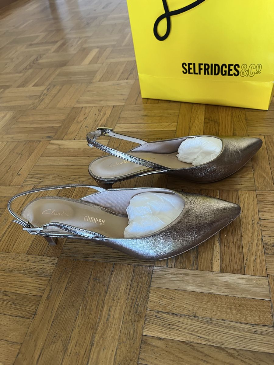 Clarks Damenschuhe: Clarks Slingback-Pumps, Gr. 38, – Gebraucht aus Fribourg von luy_bbb6 1