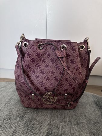 GUESS Tasche