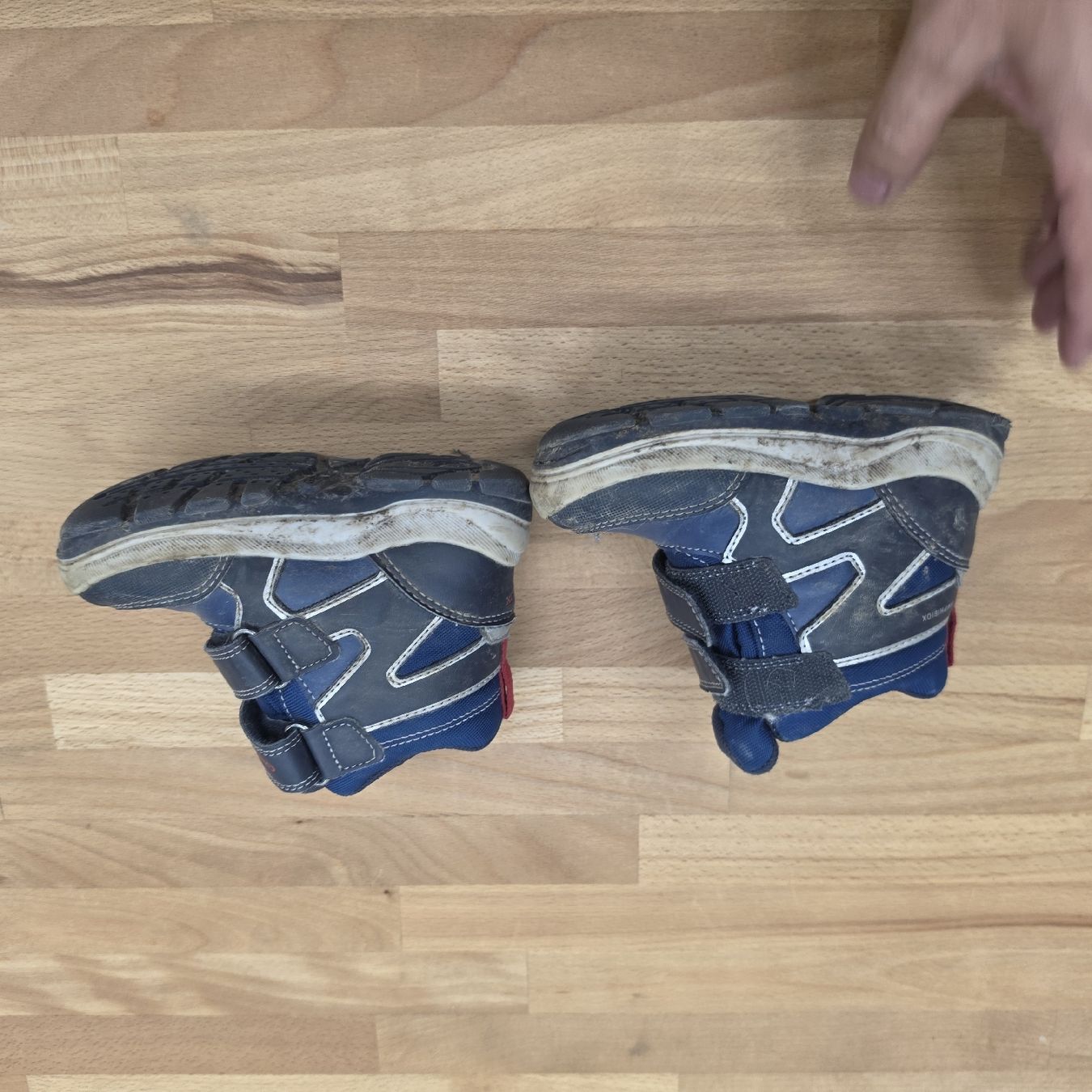 Scarpe per ragazzi: 2 paar Schuhe Gr.24 – Usato da St. Gallen venduto da baenziger27 1