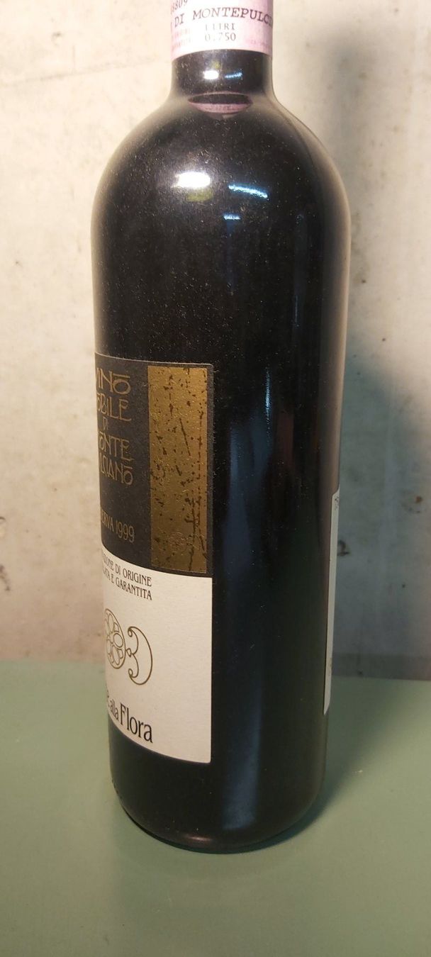 Vino: Vino Nobile Riserva / Corte alla Flora 1999 – Nuovo (secondo la descrizione) da Uffikon venduto da Betterwo 2