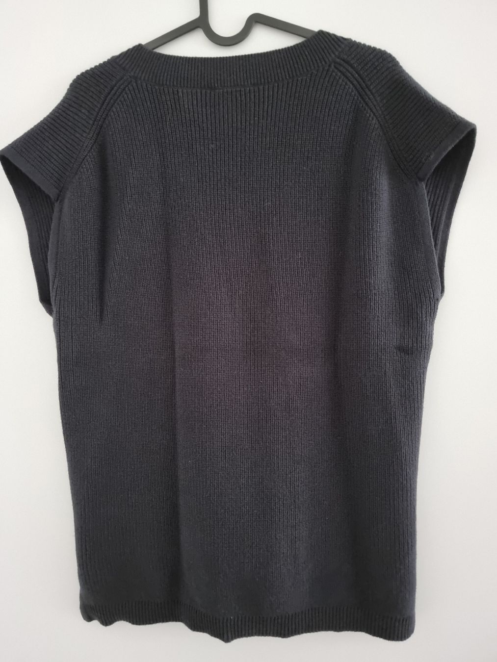 S.Oliver Pullover & Sweatshirts: Pullunder s.Oliver, schwarz, Grösse 36 – Gebraucht aus Uttwil von frosch2711 1