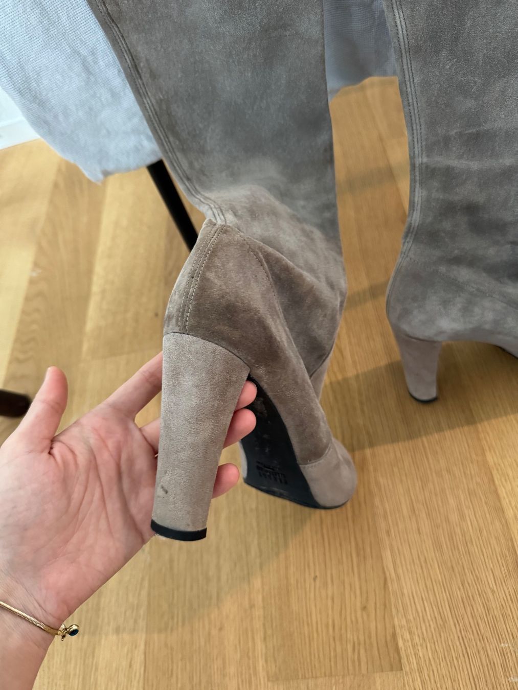 Stuart Weitzman Damenschuhe: Stuart Weitzman Highland Overknee Boots taupe Gr. 39.5 – Gebraucht aus Klingnau von Vdado 8