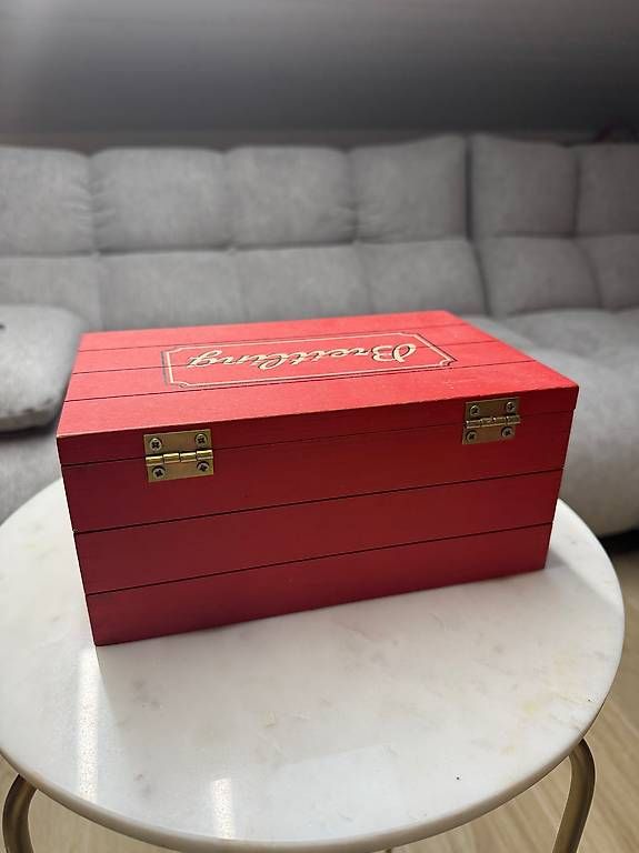 Barattoli: Breitling  Rote Schokoladenbox – Usato da Leissigen venduto da SKcool 1