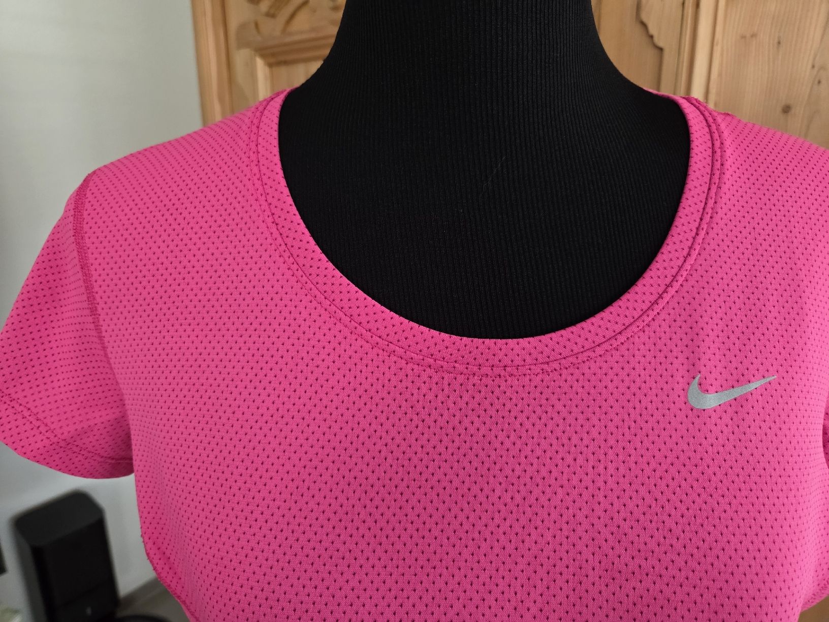 Nike T-shirt: Nike T-Shirt – Nuovo (secondo la descrizione) da Wiesendangen venduto da Sinhuk 2