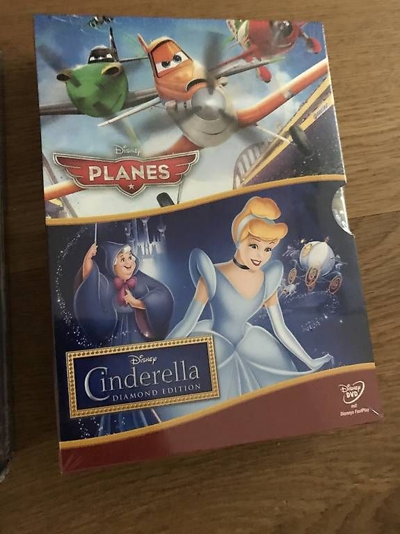 Tutti i DVDs: 7 Kinderfilme NEU – Usato da Lausen venduto da mirip86 1