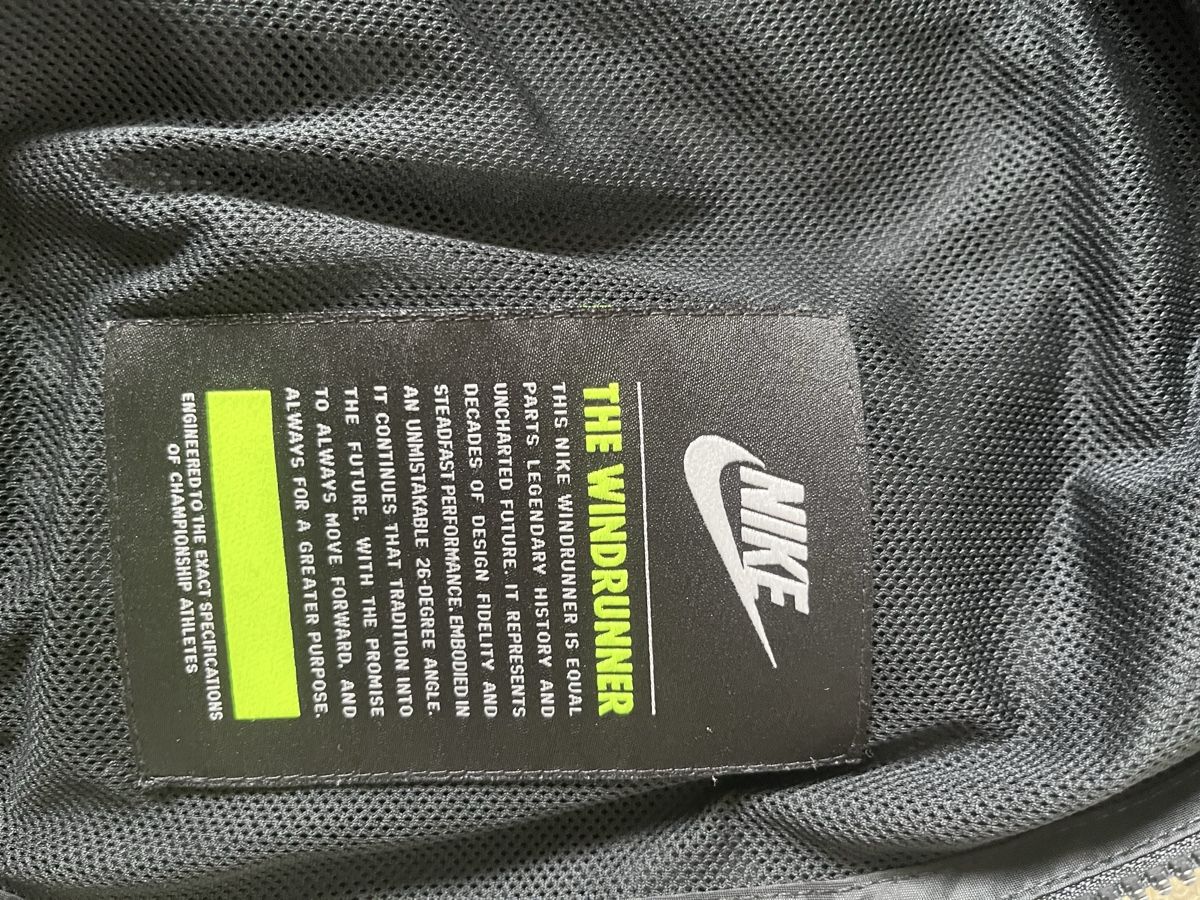 Nike Giacche: Nike Sportswear Windrunner Trainingsjacke – Usato da Mönchaltorf venduto da Rofi7 3