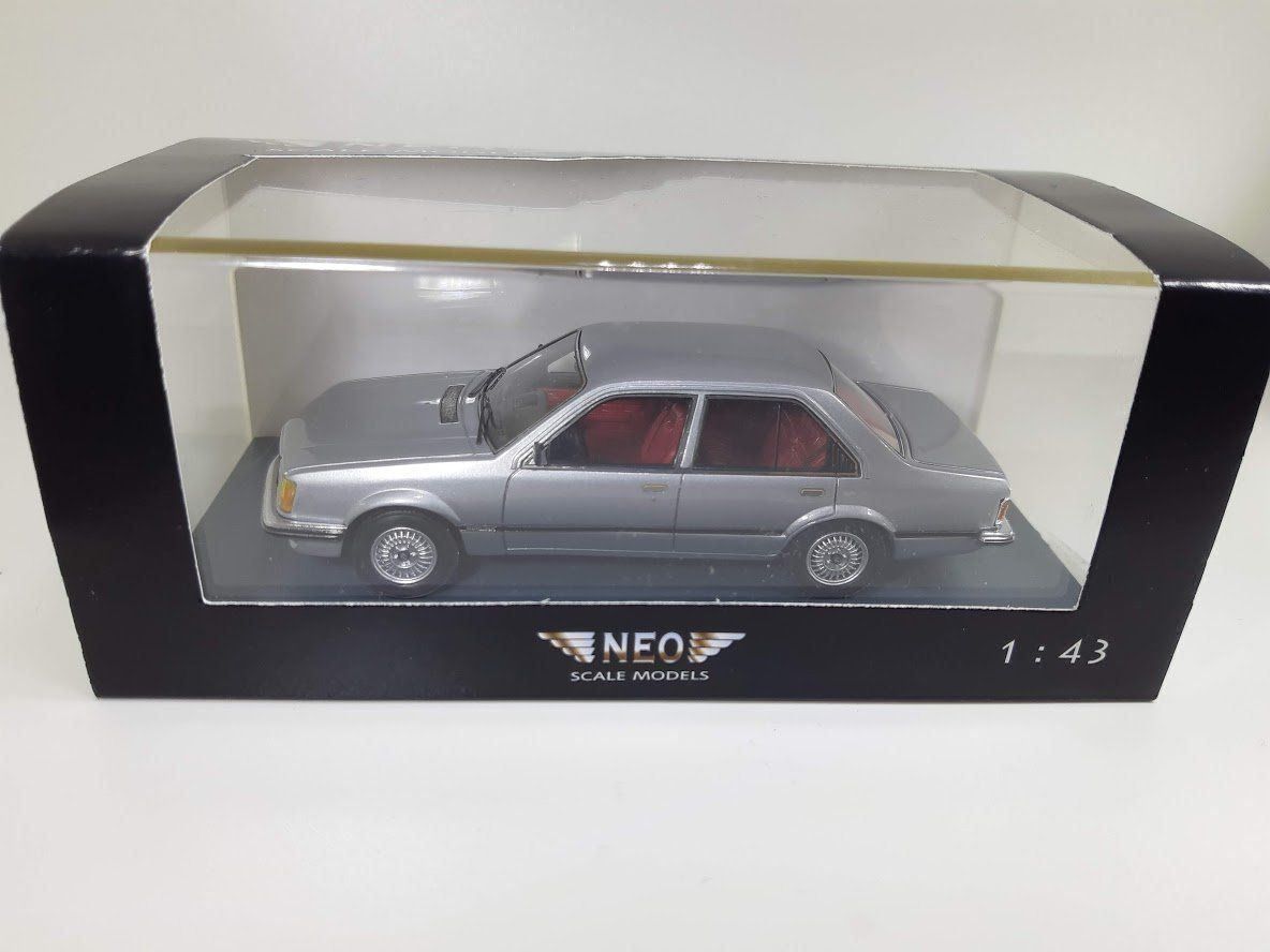 Opel Modellini d'auto: 1:43 Opel Commodore Neo Models – Usato da Cugnasco venduto da AndyAlfa