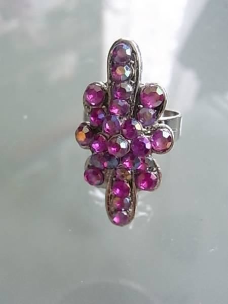 Anelli: Ring Strass    rosa – Nuovo (secondo la descrizione) da Alpnachstad venduto da perlengaby