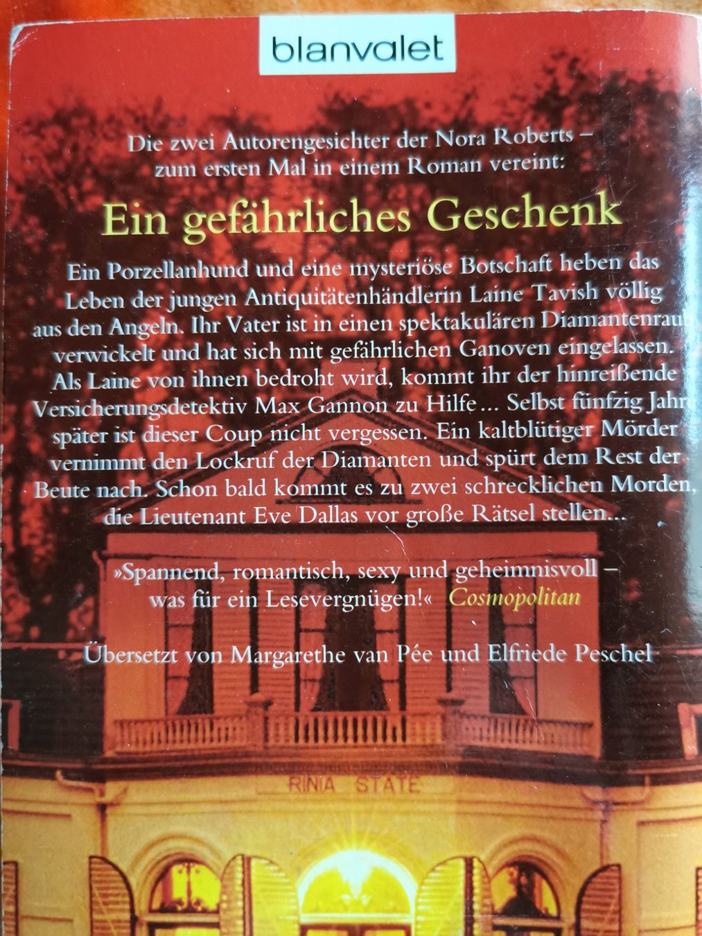 Libri: Nora Roberts, Ein gefährliches Geschenk – Usato da Kölliken venduto da mar5742 1