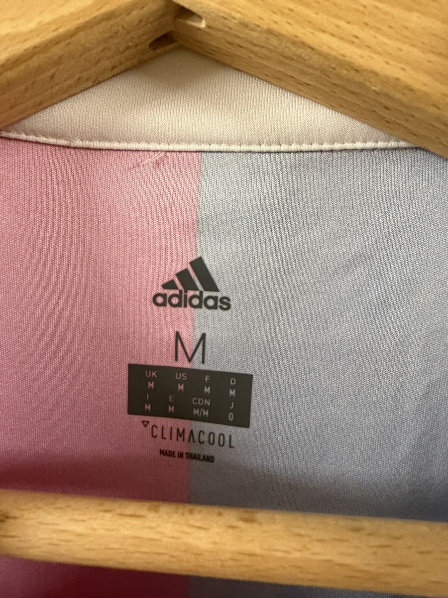 FC Bâle Maillots de corps & Pantalons: FC Basel Trikot Adidas Grösse M – Neuf (Voir description) à Hunzenschwil par sputnik26 2