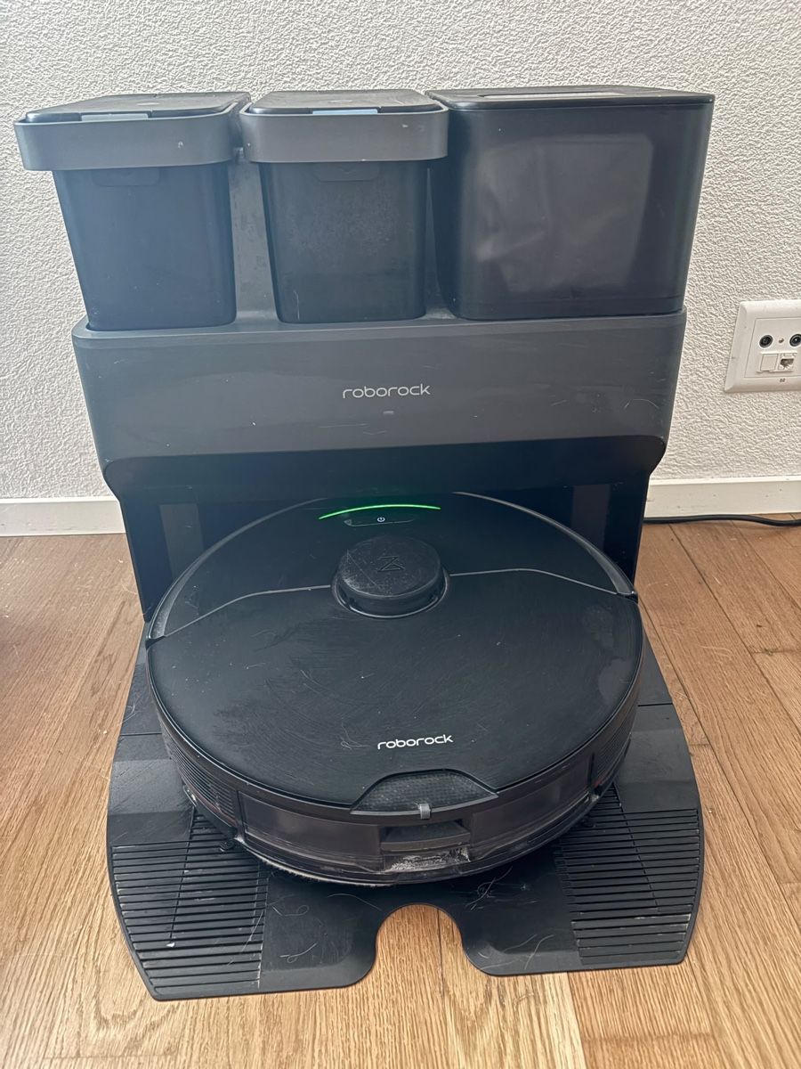 Roborock Staubsauger & Zubehör: Roborock S7 MaxV Ultra – Defekt aus Sursee von PearlJam12345