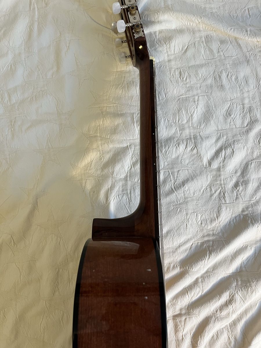 Musikinstrumente: Guitare Hora 3/4 – Gebraucht aus Lausanne von luc_ddh5 6